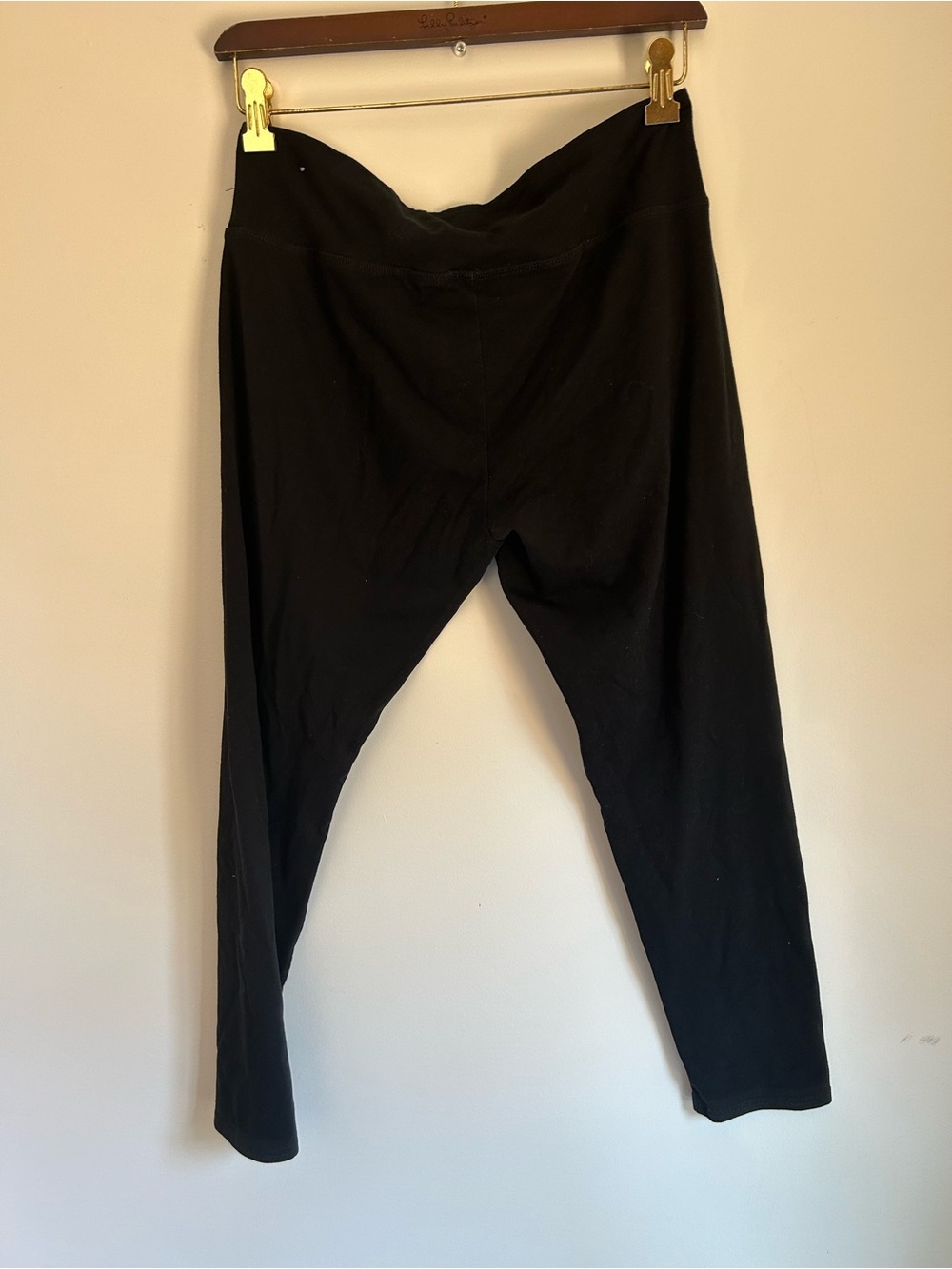 aerie Black Leggins size Largr Short
